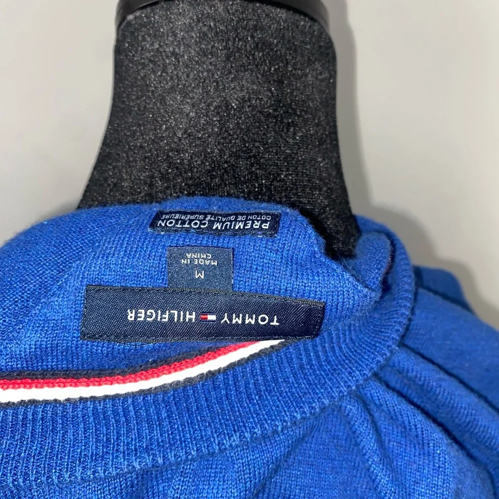 Tommy Hilfiger men’s sweater medium - Picture 3 of 3